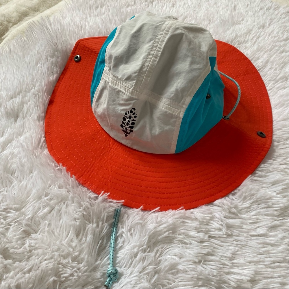 FP Movement Summer Camp Bucket Hat | One Size - Picture 6 of 10
